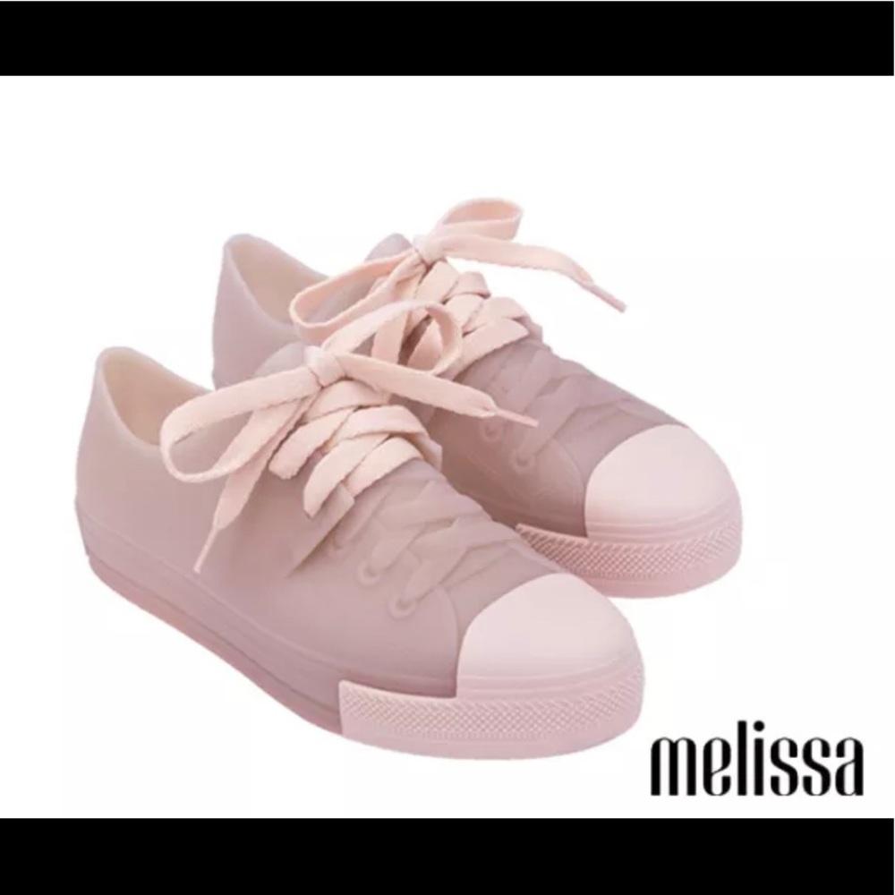 IN SEARCH OF!!! SIZE 9!!!